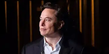 Elon Musk tregon planet për zhvendosjen në Mars: Jeta në tokë do të zhduket