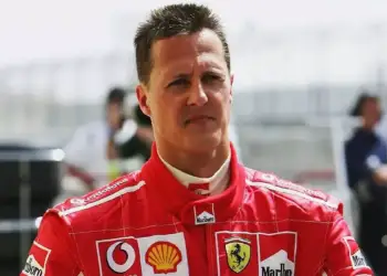 “Michael nuk flet, komunikon me sy”/ Lajm i keq për shëndetin e Schumacher