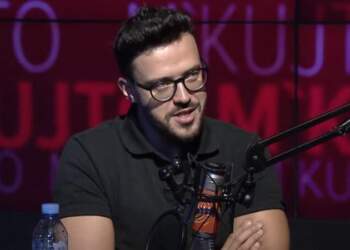 Poetët, predikues të manipulimit ndaj femrave? Deklarata që po trazon rrjetin