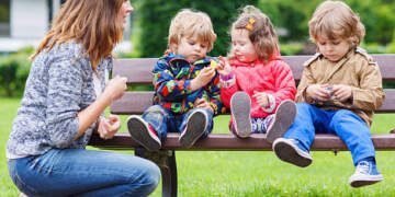 Hungari: Nënat me dy+fëmijë, përjashtim të përhershëm nga tatimet