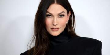 Surprizë! Modelja Karlie Kloss shtatzënë për herë të tretë