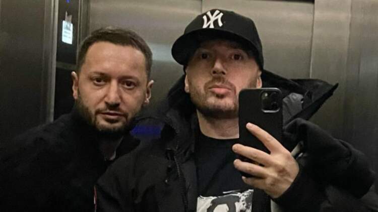 Vdekja e vëllait të Unikkatilit, zbulohet se çfarë u gjet brenda banesës së Mentorit