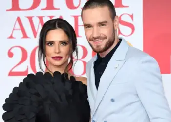 Ish partnerja e Liam Payne dhe djali po jetojnë në terror, shkak bëhet përndjekësi