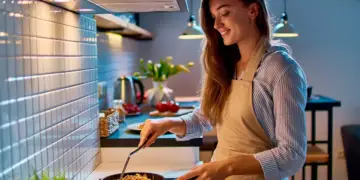 Darka pas orës 22:00? Çfarë duhet t’i kushtoni vëmendje për të fjetur mirë