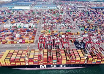 Kina i drejtohet Trump: Nëse doni bisedime tregtare, anuloni tarifat