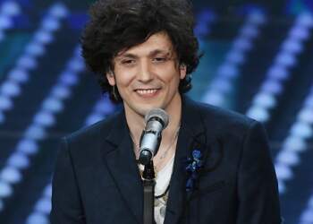 Rrëfimi emocionues i Ermal Metës: Kam adoptuar 2 vajza në Shqipëri