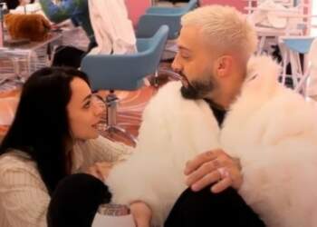 Gjesti bisedon me Eglin: Çfarë qejfi me u puth