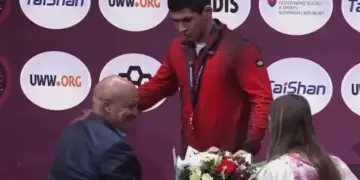 Skandali me kampionin e Europës, Presidenti i Federatës: Ja çfarë më tha zyrtari rus