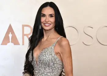Demi Moore rrëfen: Si e “torturoja” trupin për rolet në Hollywood