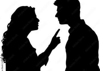 Gratë flasin mbi 13,000 fjalë më shumë se burrat çdo ditë – ja pse!