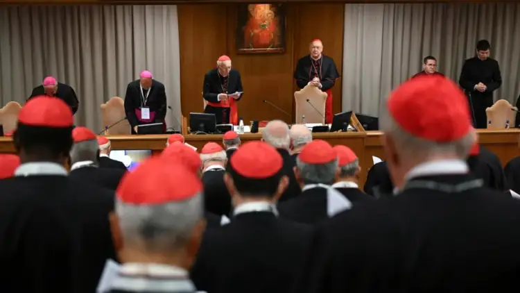 Caktohet data për zgjedhjen e Papës së ri