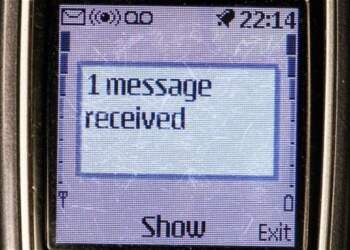 Pse njerëzit zgjedhin të komunikojnë më shumë me mesazhe sesa me telefonata?