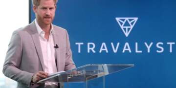 Princ Harry shfaqet për herë të parë pas dorëheqjes nga Sentebale