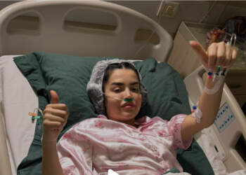 Anisa Veseli kryen me sukses operacionin për skoliozën