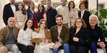 Venera Lumani dhe Lind Islami bëhen prindër për herë të parë