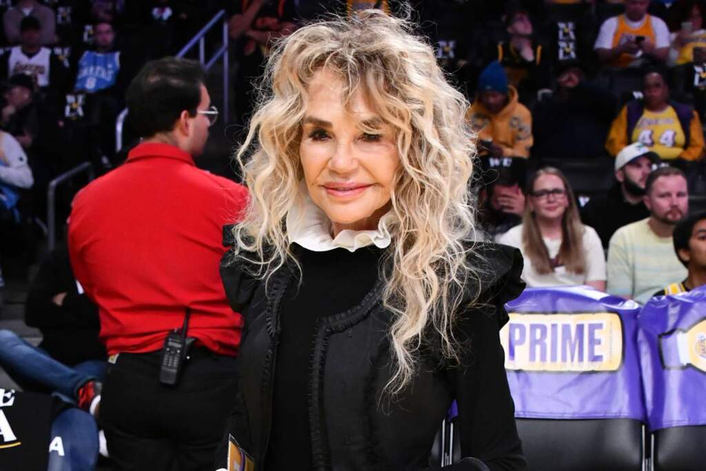 Dyan Cannon në moshën 88-vjeçare: “Kam disa miq me përfitime”