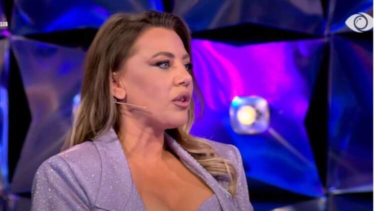 “Rozana ka qenë kundërshtarja ime”/Gerta Gixhari: Marrëdhënia me motrën time u vulos