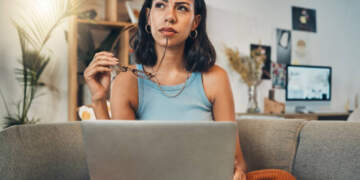 Çfarë t’i dhuroj partnerit këtë fundvit?