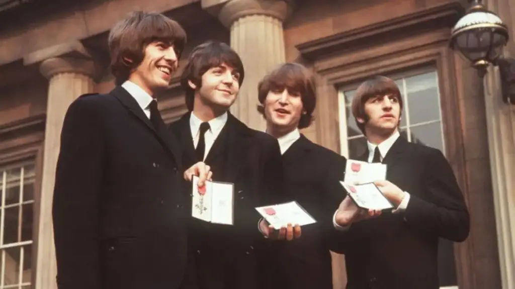 Filmi për Beatles, zbulohen aktorët që do të luajnë legjendarët