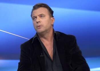 ‘Do denoncoj’/ Laert Vasili shpërthen pas BBVA: Jam ndjerë i përdhosur & i përbaltur