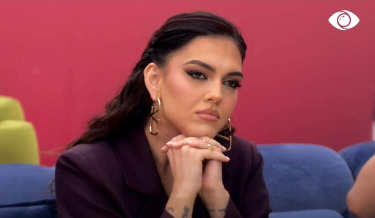 ‘Babai im ëndërron të bëhet gjysh’: Rrëfimi prekës i Livias