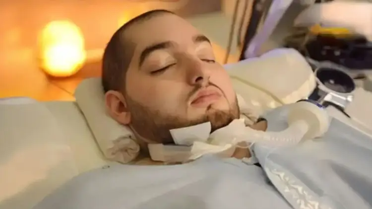 “Princi i fjetur” i Arabisë Saudite mbush 36 vjeç, ndodhet në koma për gati 20 vjet