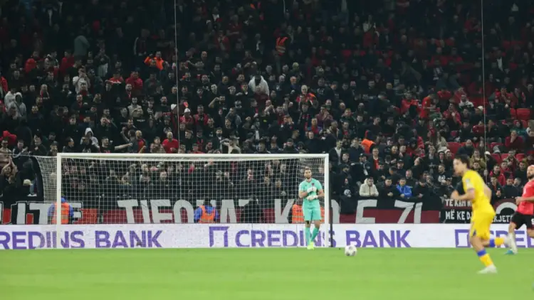 FIFA gjobit FSHF-në për Andorrën, mbyll 20% të stadiumit kundër Serbisë