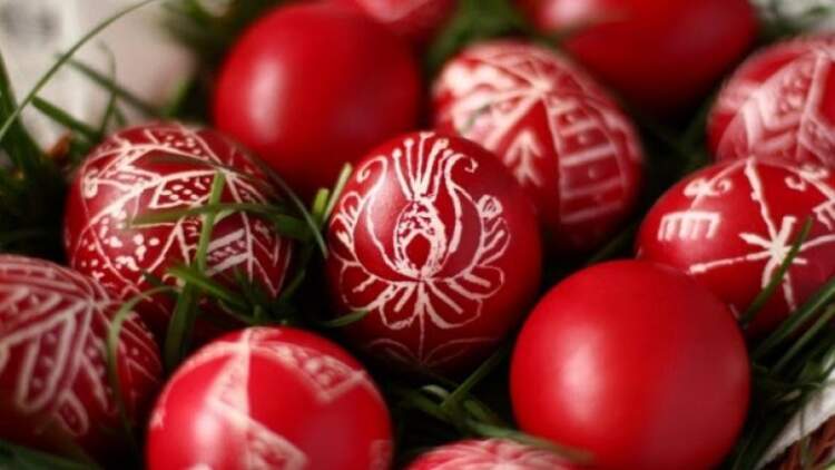 E Enjtja e Madhe dhe kuptimi i lyrjes së vezëve të kuqe të Pashkës