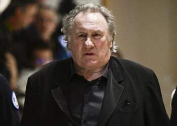 Gérard Depardieu shpallet fajtor për ngacmim seksual – mbi 20 akuza e ndjekin
