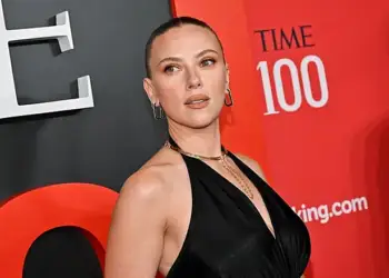 Korrupsion? Aktorja Scarlett Johansson kritikon ashpër çmimet Oscar