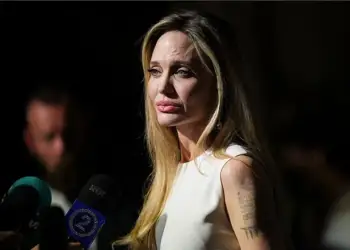 Momente sikleti, Angelina Jolie u detyrua t’i tregonte truprojës kush është ‘bossi’