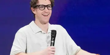 Mark Zuckerberg parashikon fundin e celularëve me ardhjen e një pajisjeje të re