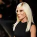 E Artë si Versace: Donatella feston 70 vite stil e fuqi