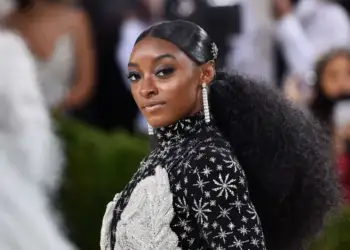 Biletat kushtojnë 75,000 dollarë! Ja çfarë duhet të dini për Met Gala