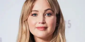 Jennifer Lawrence: Ankthi ekstrem, depresioni pas lindjes të izolon