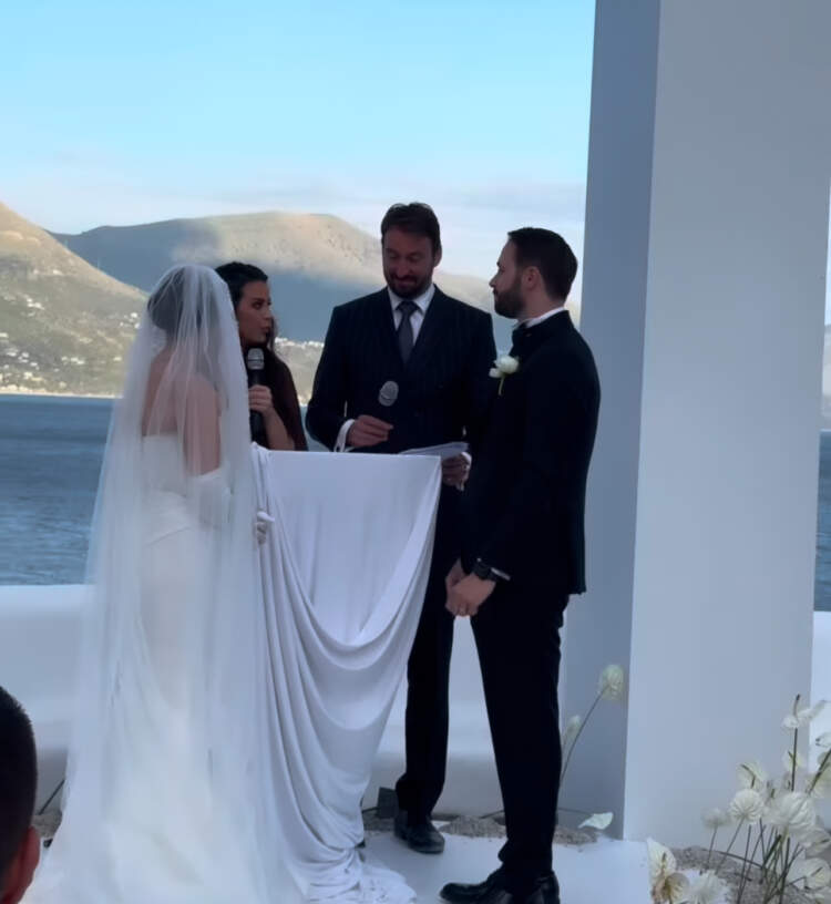 Këngëtarja Luar kurorëzon dashurinë me martesë në Jugun e Shqipërisë