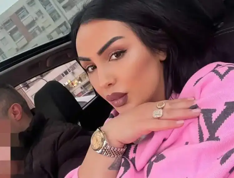 Dhunoi vajzën e bashkëshortit, procedohet TikTokerja Genta Gjalpi