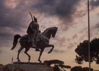 620 vjetori i lindjes së Heroit Kombëtar, Gjergj Kastriot Skënderbeu!