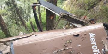 Tragjedi në ajër: Rrëzohet helikopteri në Uttarakhand, 5 viktima dhe 2 të plagosur