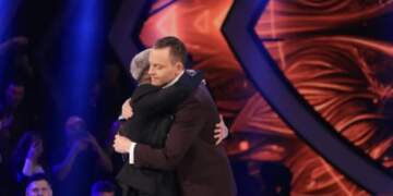 Urimi që nuk mund të mungonte: Ledion Liço surprizon Gjestin në ditëlindje