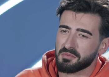 U rrëzua me parashutë në Himarë, Policia merr masa ndaj Xhonatan Islamit