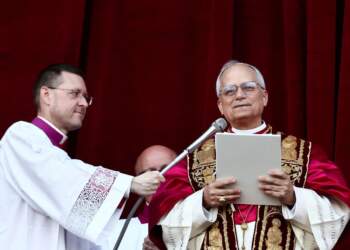 Pse u vonua zgjedhja e Papës Leo XIV?