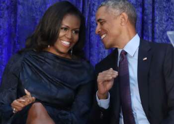 Obama i jep fund thashethemeve për divorc me një dedikim të ëmbël për Michelle