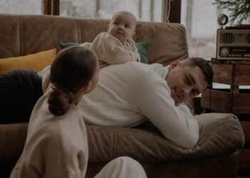 15 Maji, Dita Ndërkombëtare e Familjes – Rrënjët që nuk i shkul as koha, as largësia