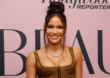 Historia e Cassie-t, gruas që guxoi të fliste pas më shumë se një dekade heshtje