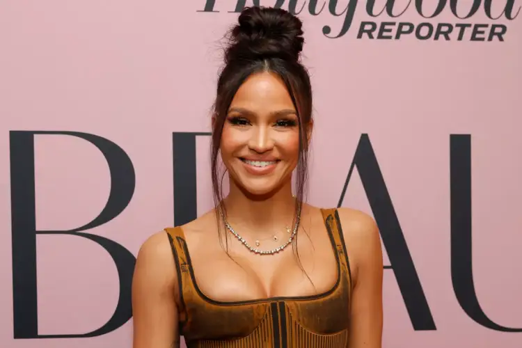 Historia e Cassie-t, gruas që guxoi të fliste pas më shumë se një dekade heshtje