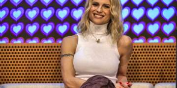 Kush është Michelle Hunziker,moderatorja që do të prezantojë finalen e Eurovision ?