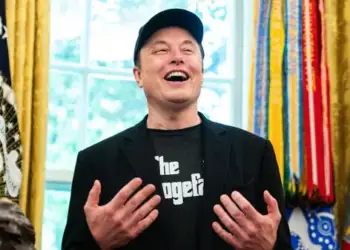 Elon Musk ka fëmijë me yllin japonez të muzikës pop?