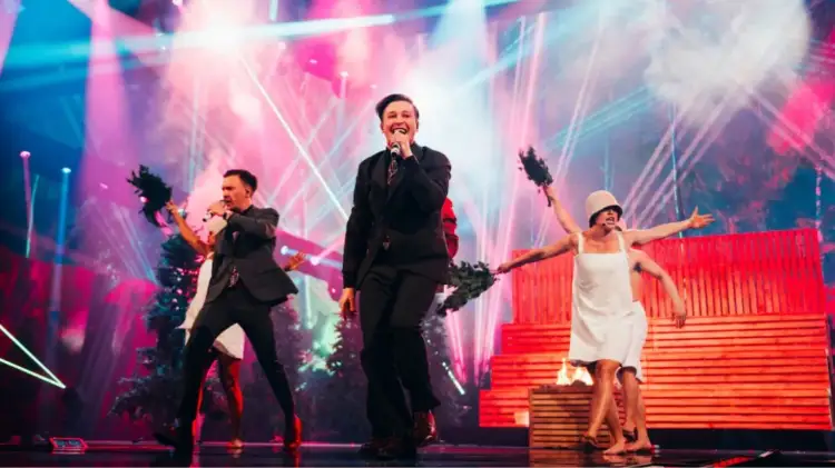 Eurovision/ Favoriti i madh doli në skenë, performanca mbresëlënëse e Suedisë