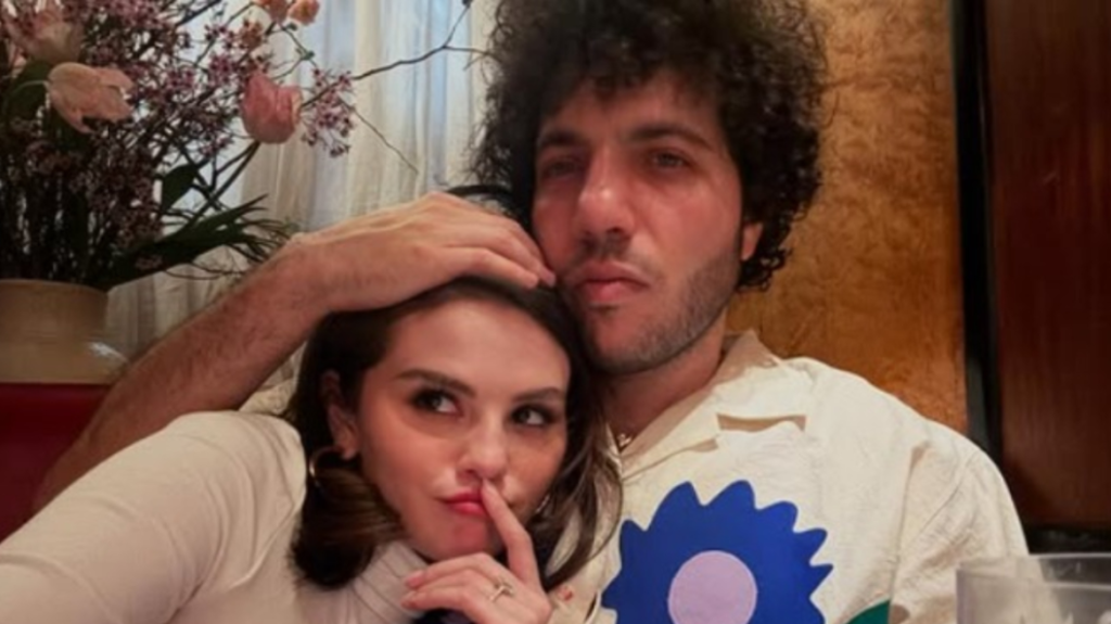 Detaje rreth dasmës së Selenës me Benny Blanco, zakoni që nuk do e respektojnë